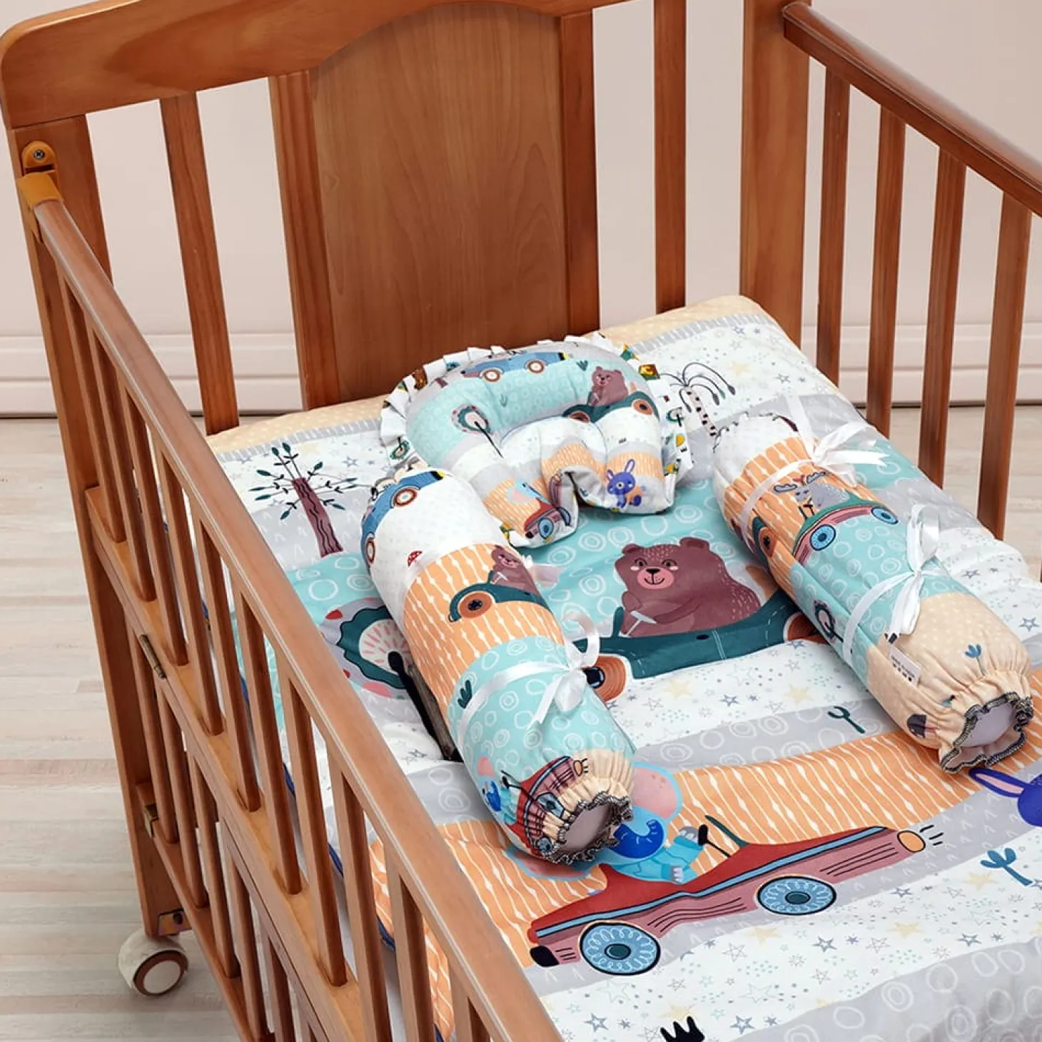 Baby Moo Animal Safari Soft Velvet U Pillow, 2 Side Bolsters Mattress Set - Yellow