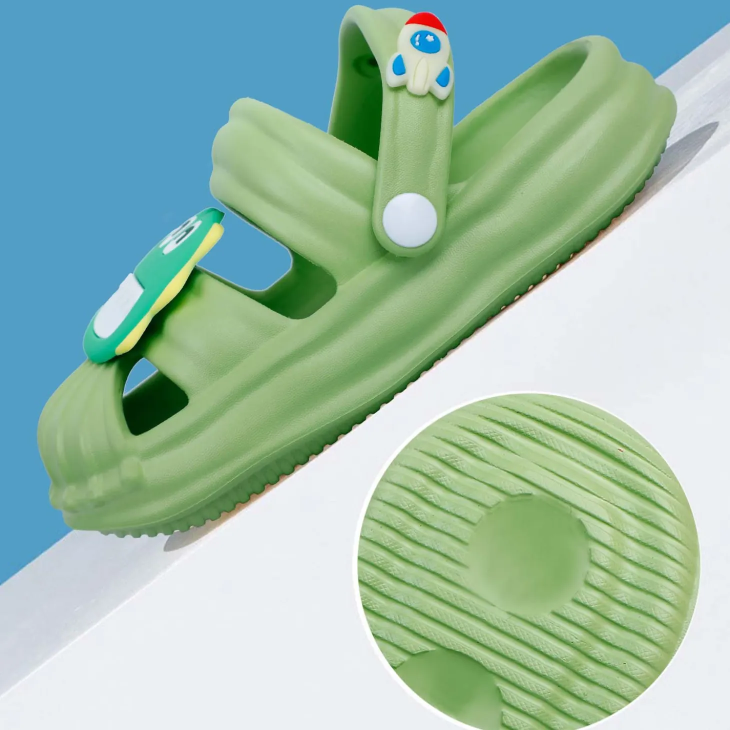 Baby Moo Crocodile Applique Waterproof Anti-Skid Sling Back Clogs - Green