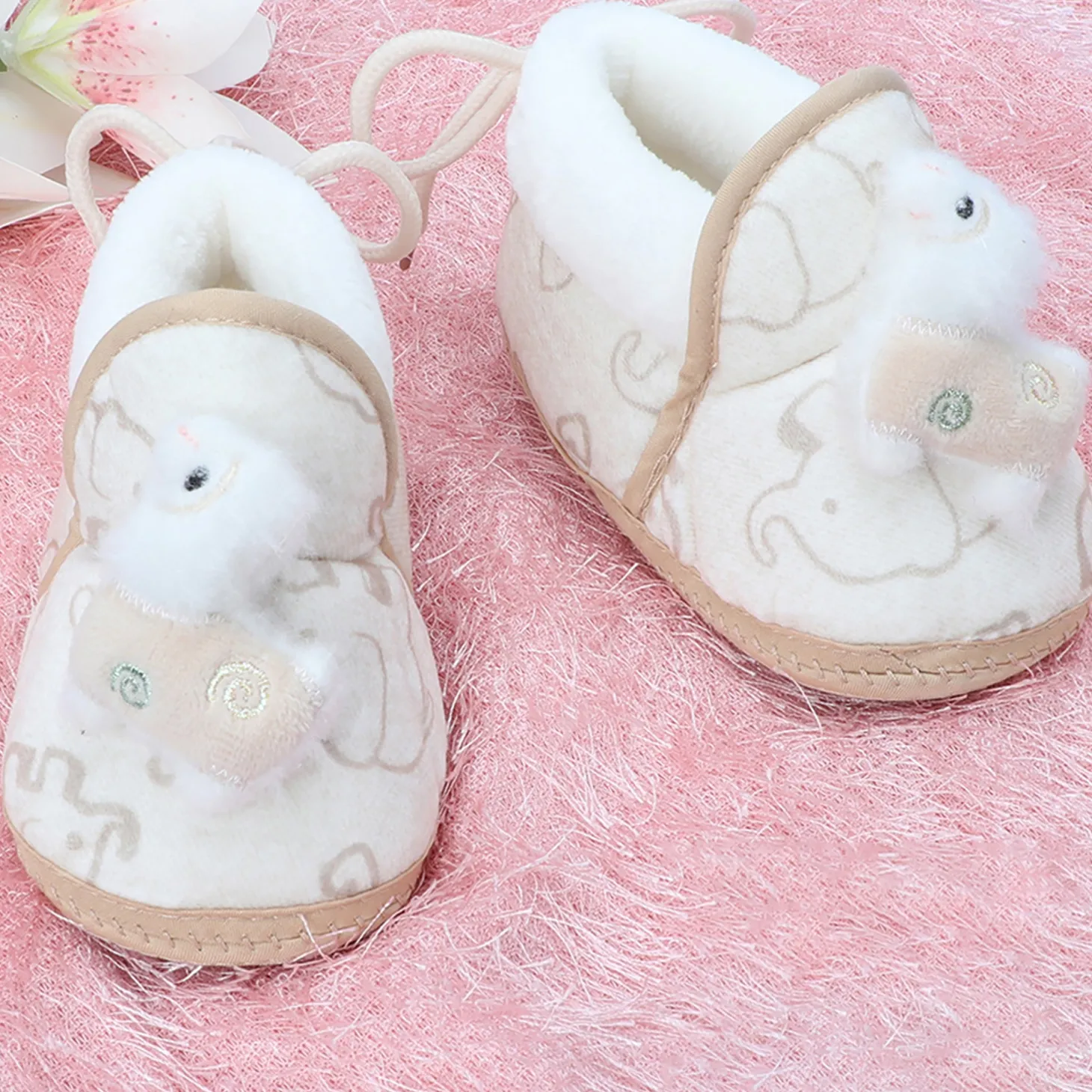 Baby Moo 3D Llama Elephant Prints Soft Slip-On Anti-Skid Plush Warm Booties - Beige