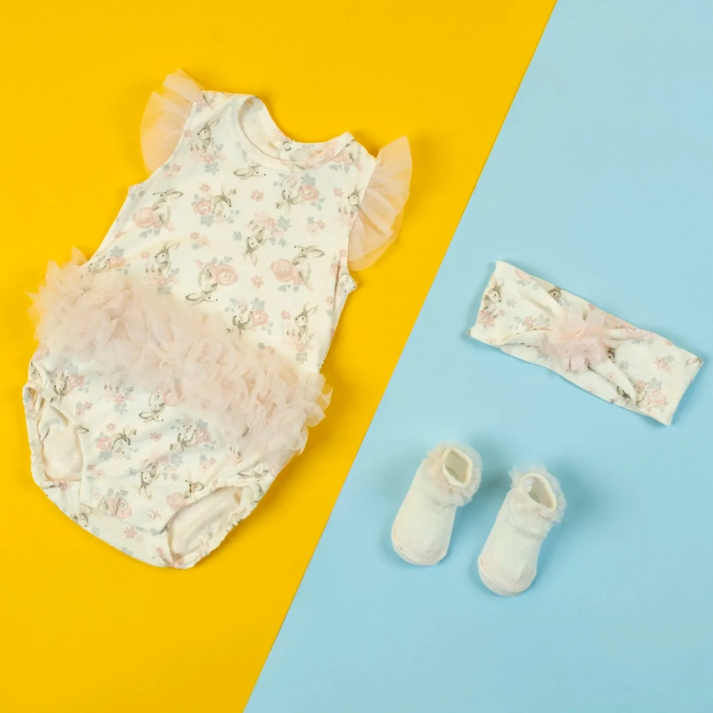 Baby Moo Floral Gift Set 3 Piece With Bodysuit, Socks And Headband - Peach