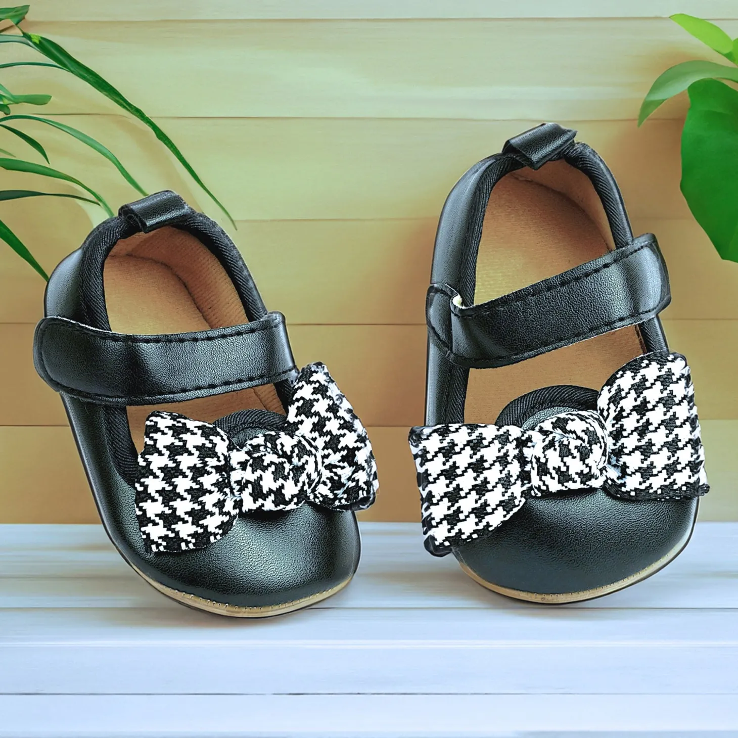Baby Moo Houndstooth Bow Knot Velcro Strap Anti-Skid Ballerina Booties - Black