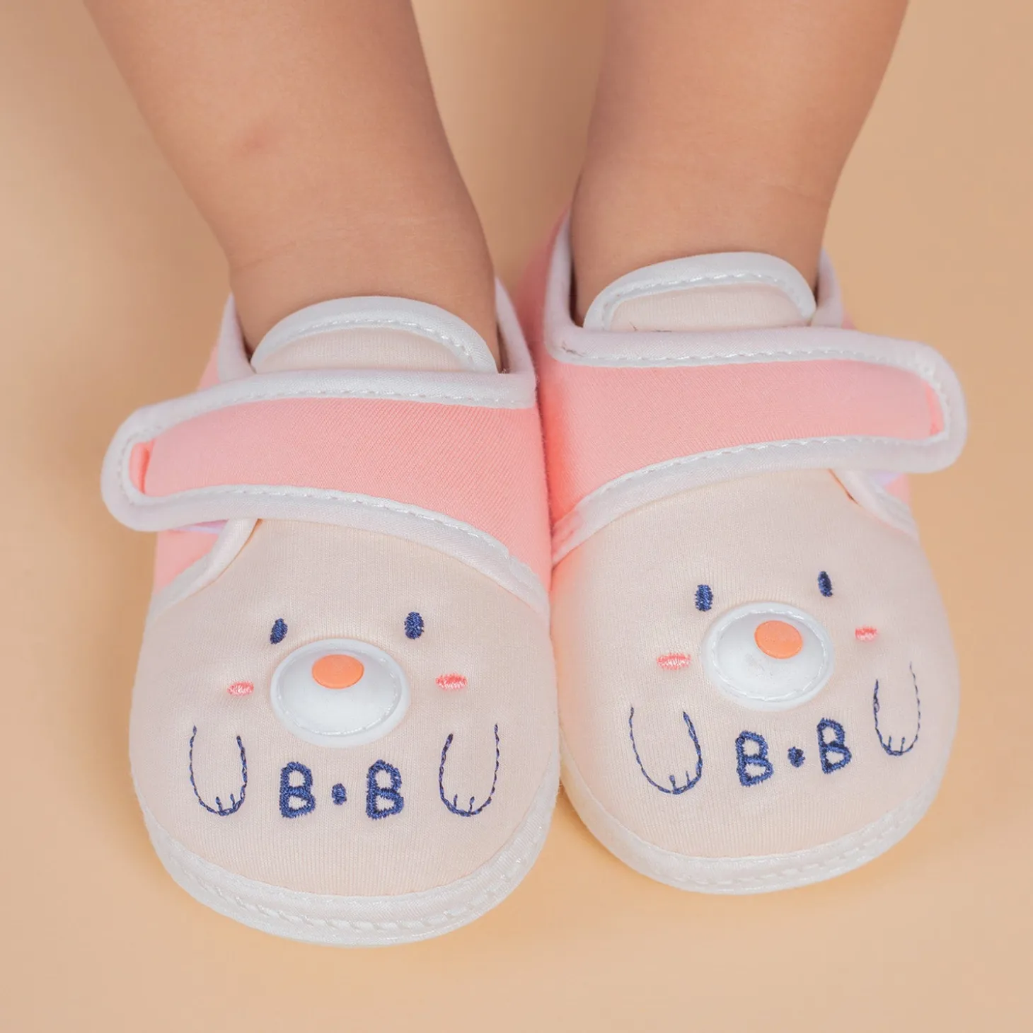 Baby Moo Smiling Bear Soft Sole Anti-Slip Booties - Peach