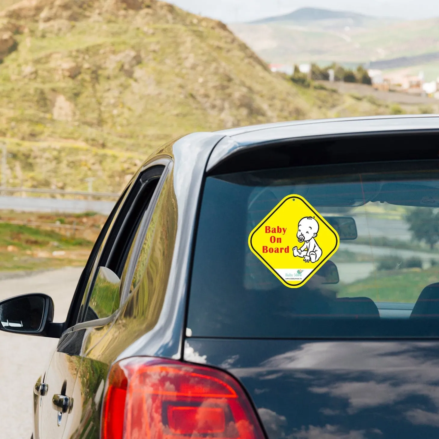 Baby Moo Tiny Baby On Board Car Safety Sign With Suction Cup Clip 2 Pack - Yellow