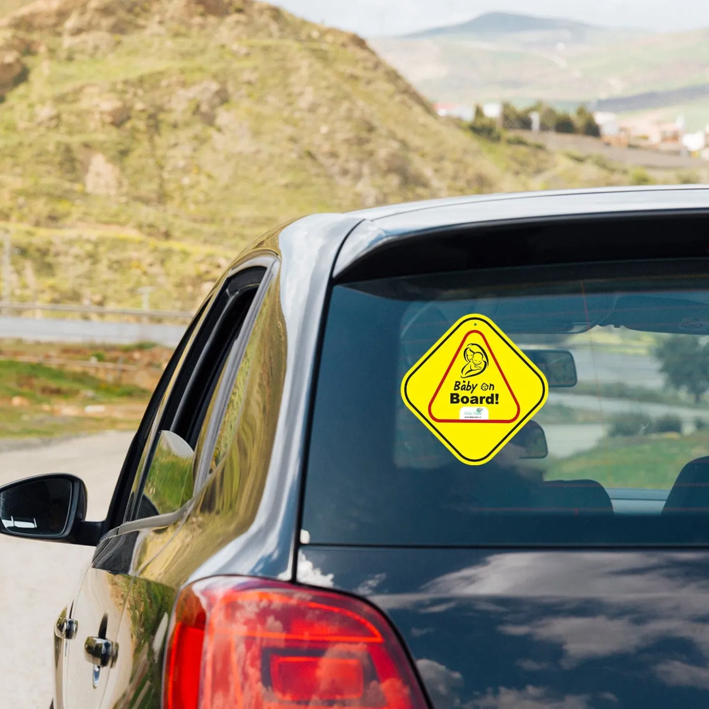 Baby Moo Triangular Baby On Board With Vacuum Suction Cup Clip - Yellow
