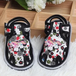 Baby Moo Unicorn Applique Floral Print Velcro Strap Anti-Skid Chu Chu Sound Sandals - Green