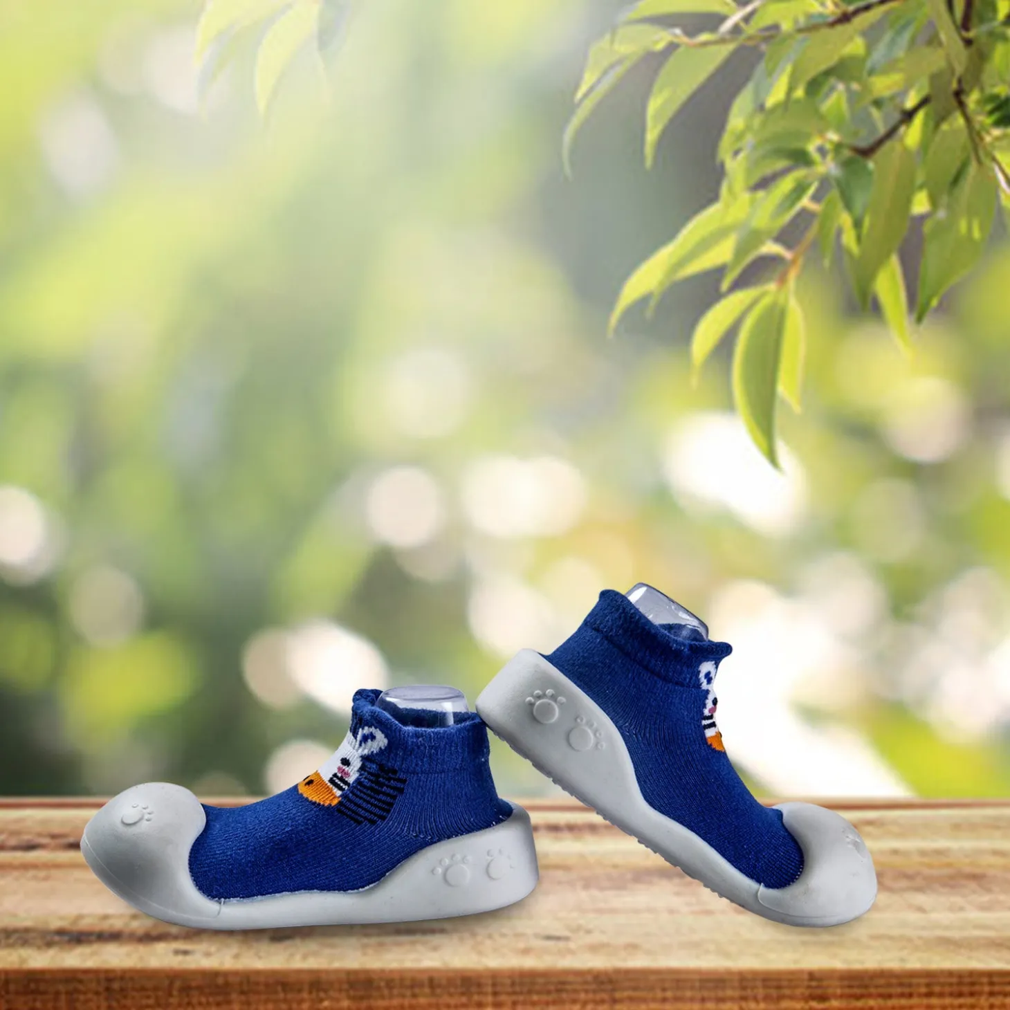 Newborn Anti-Skid Rubber Sole Slip-On Shoes Cat - Blue