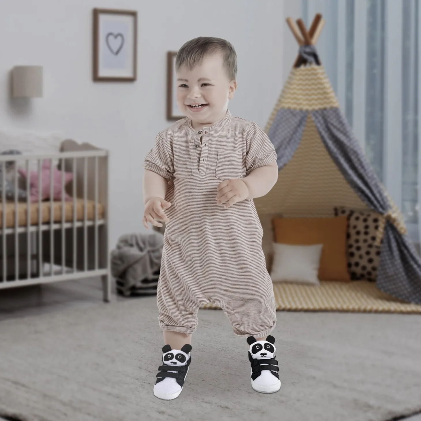 Panda Black Velcro Booties