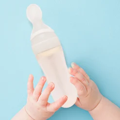 White 90 Ml Squeeze Bottle Feeder With Dispensing Spoon